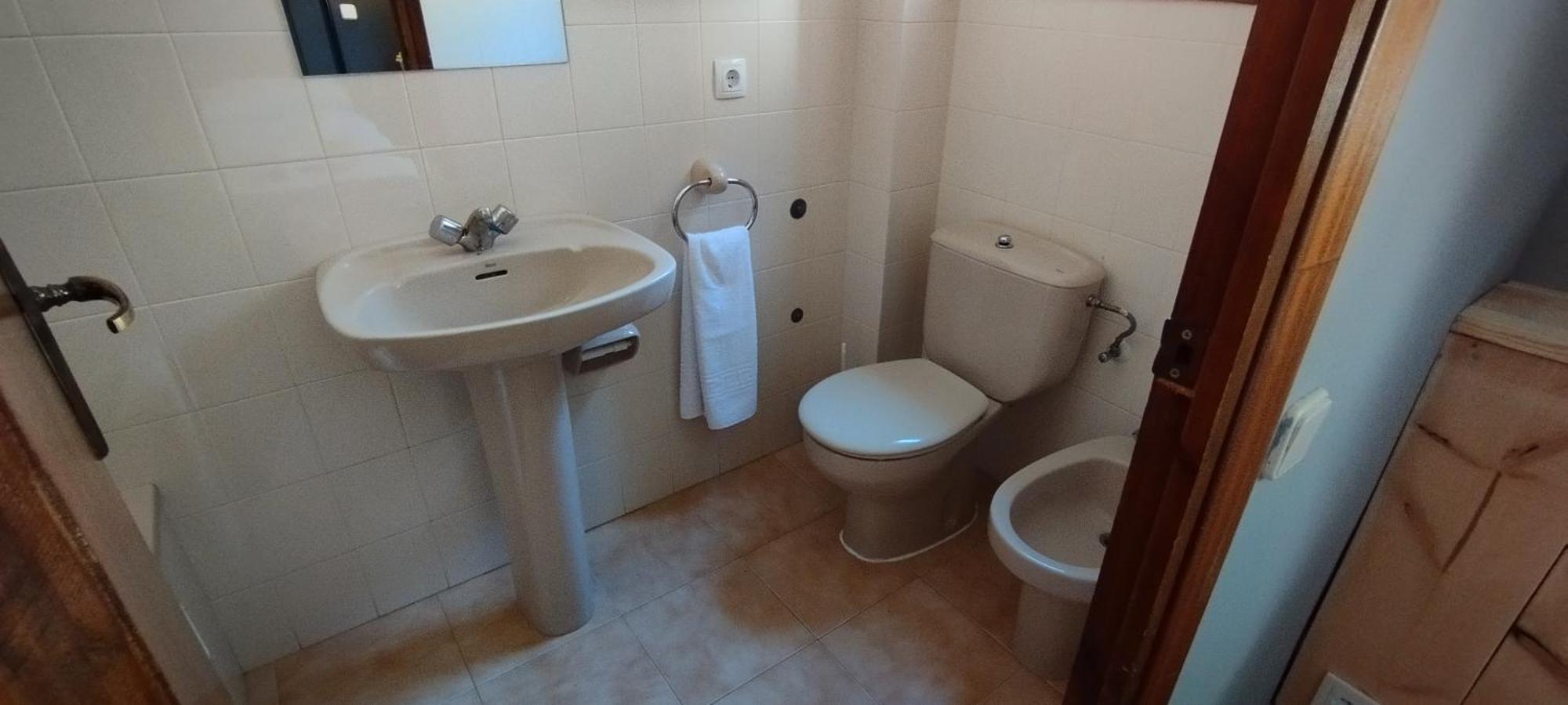Hostal Casa Pirineus & Deportes De Aventura Baró Extérieur photo