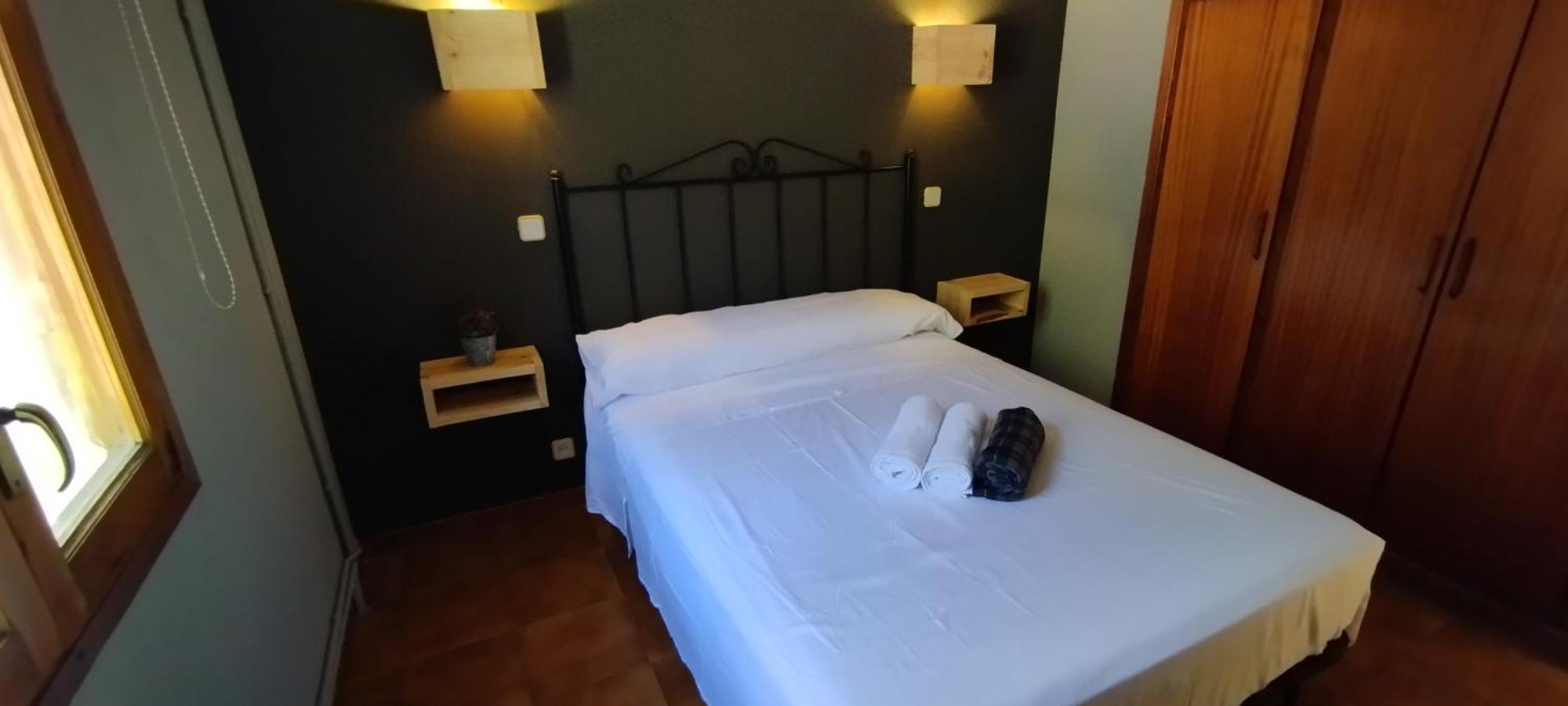 Hostal Casa Pirineus & Deportes De Aventura Baró Extérieur photo