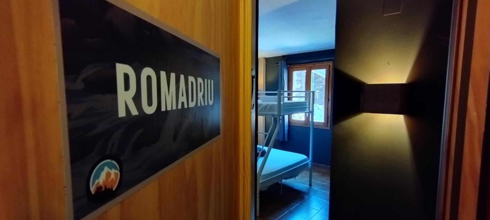 Hostal Casa Pirineus & Deportes De Aventura Baró Extérieur photo
