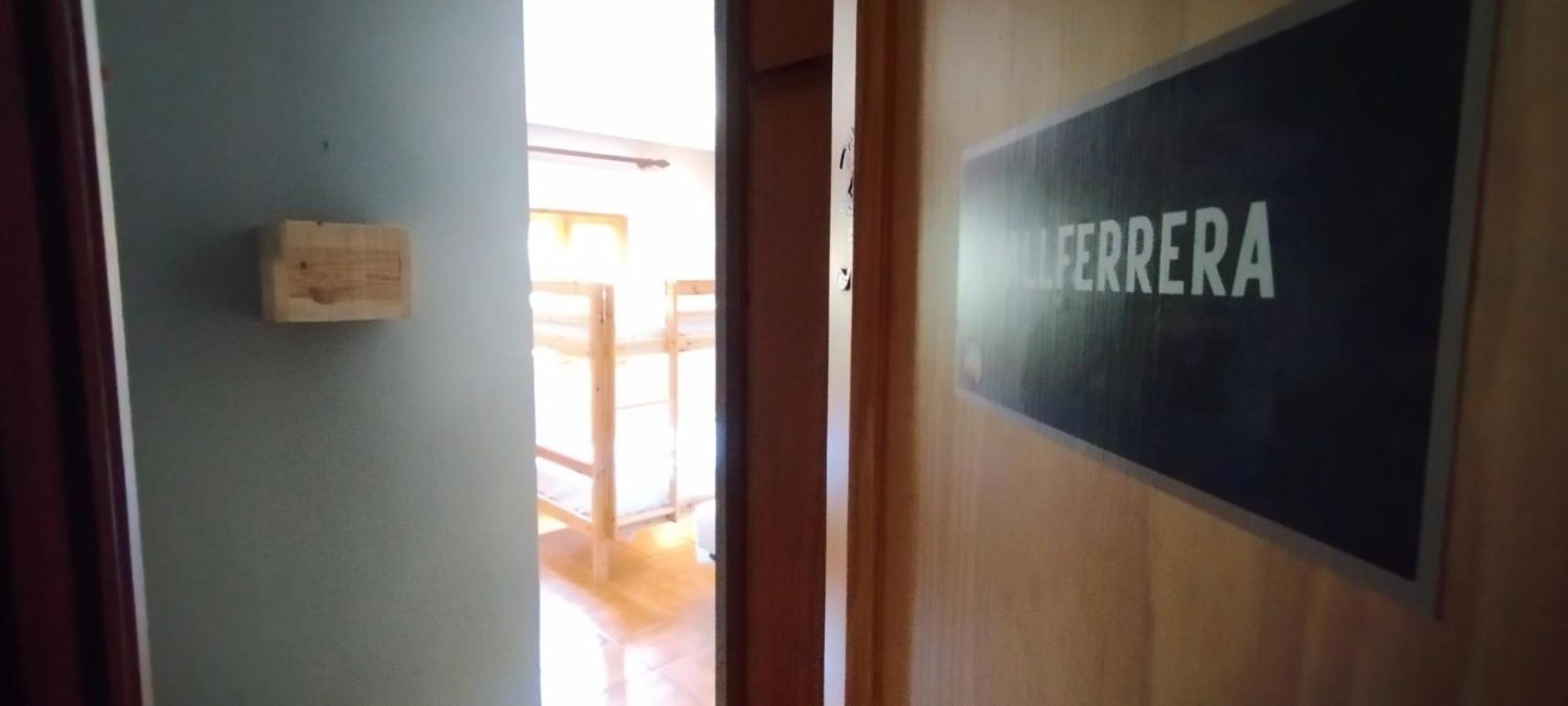 Hostal Casa Pirineus & Deportes De Aventura Baró Extérieur photo